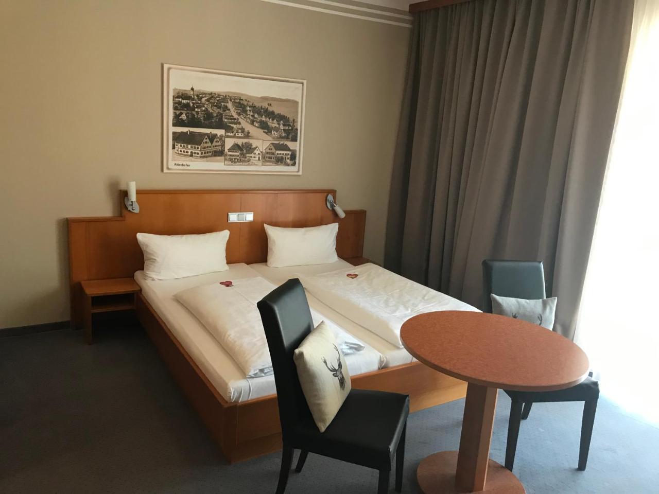 Neumaiers Hirsch -Gasthof Und Landhotel Weißenhorn Eksteriør billede